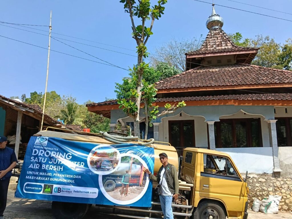 Droping Satu Juta Liter Air Bersih Masyarakat Gunung Kidul